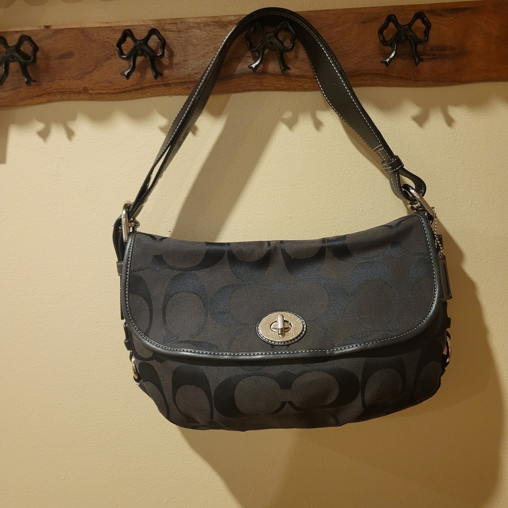 SOLD - Coach Vintage 2006 Mono Flap Soho Shoulder Bag